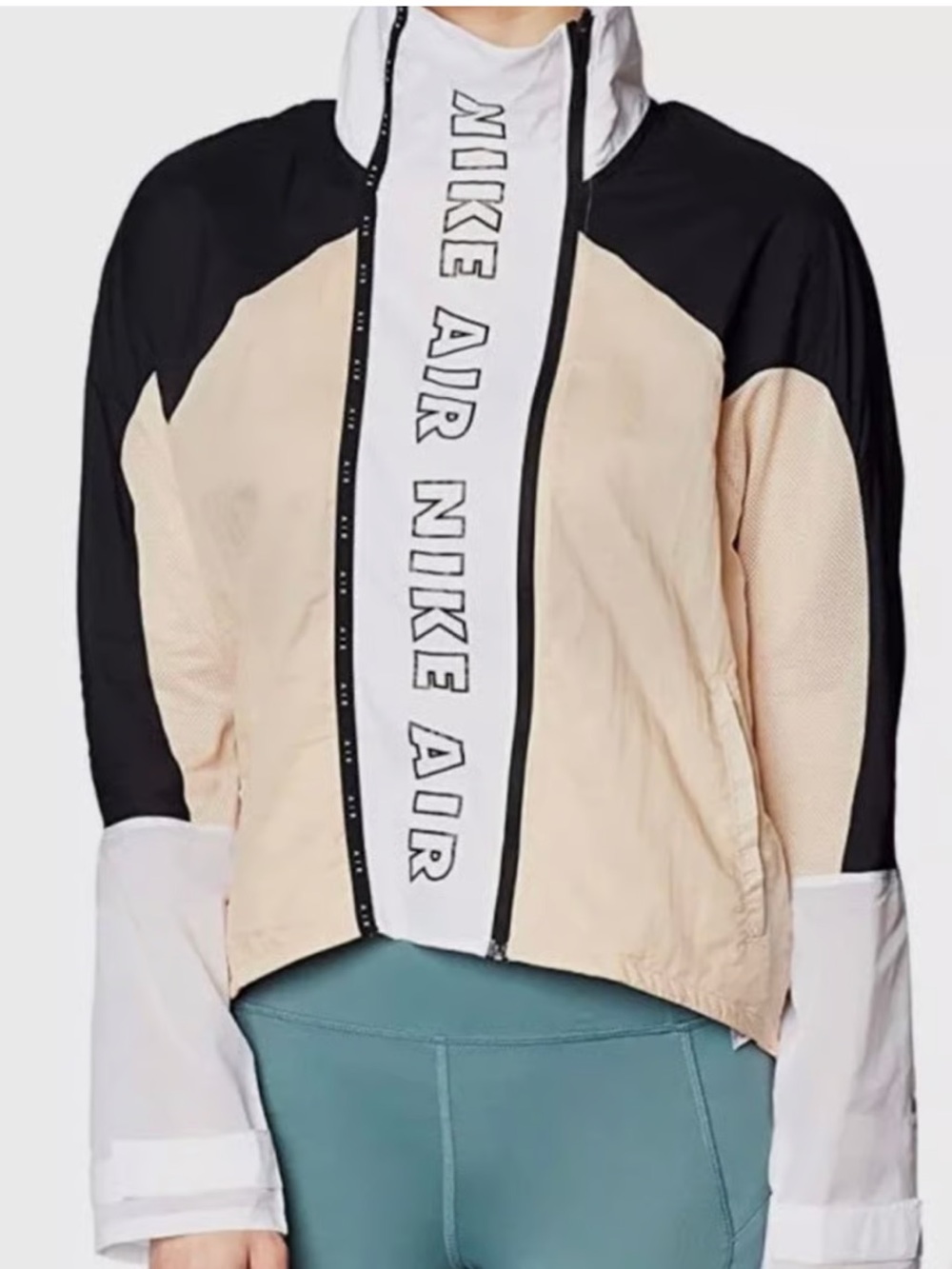 Nike Air Lightweight Windbreaker Jacket Women's Medium